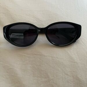 Chic Black Sunglasses- Marc Jacobs